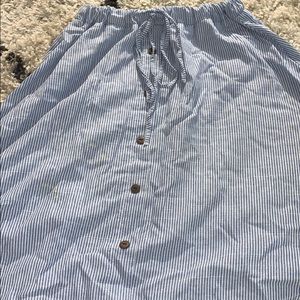 Beachy white and blue stripe flairy skirt